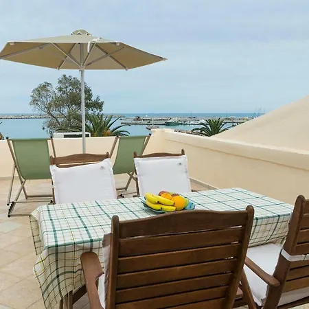 アパート Elois *